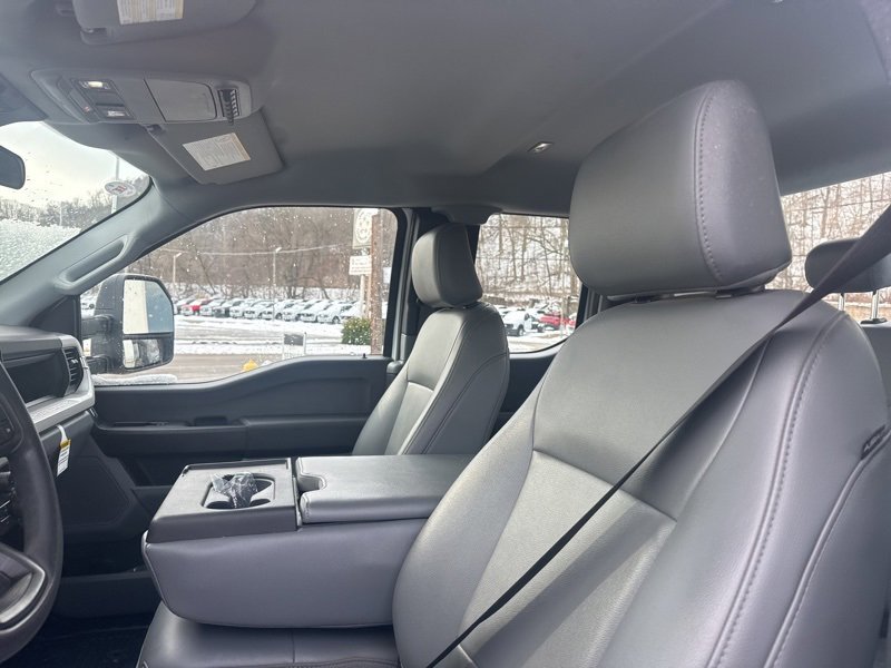 Used 2024 Ford F350 XL w/ Snow Plow/Camper Package image 11