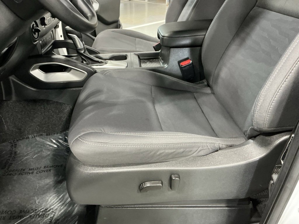 Used 2023 Nissan Frontier SV image 17