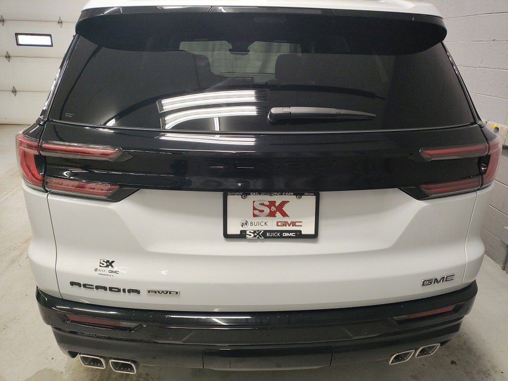 New 2026 GMC Acadia Denali Ultimate w/ LPO, Floor Liner Package image 23