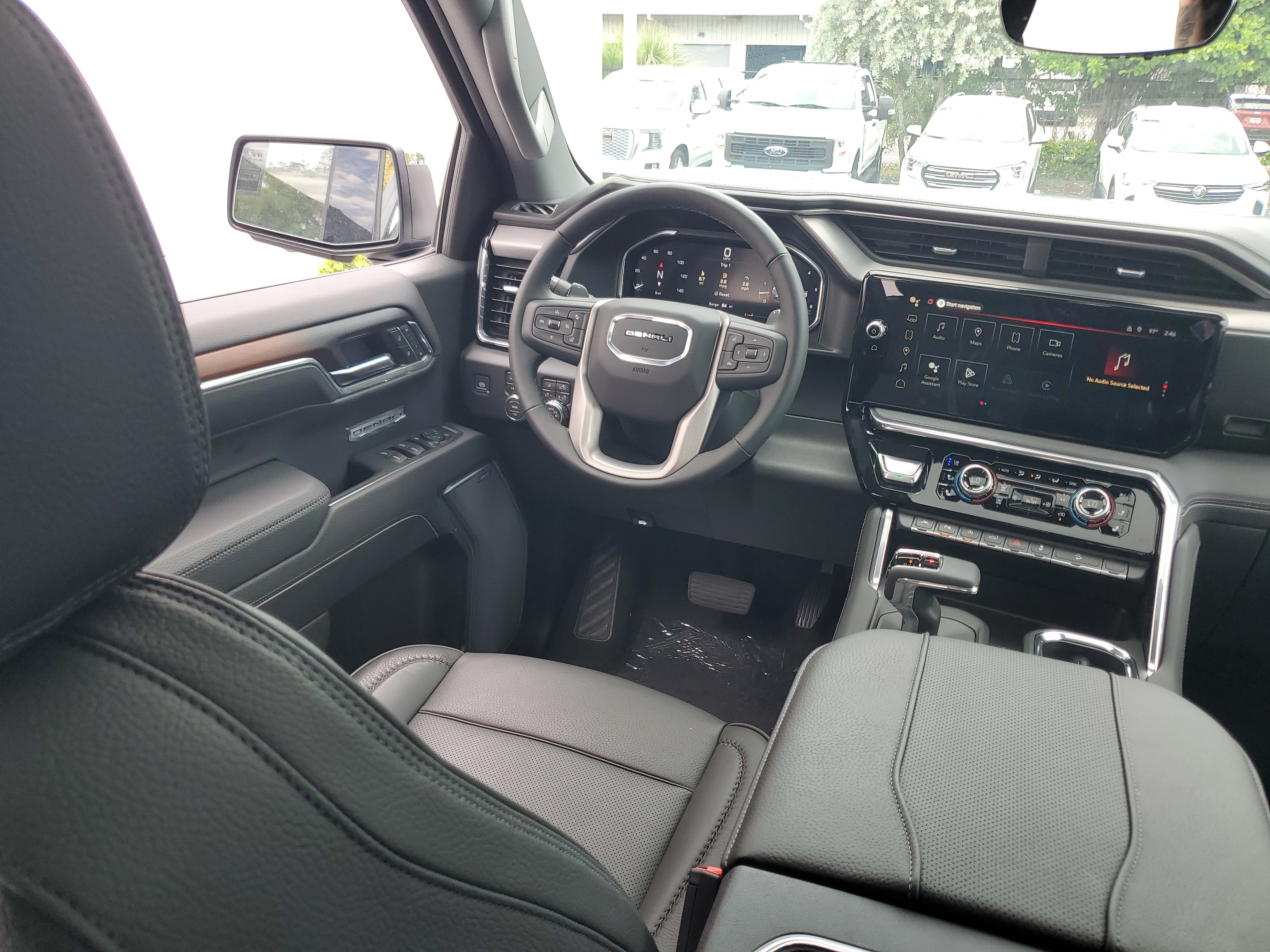 New 2026 GMC Sierra 1500 Denali w/ Denali Reserve Package AWD/4WD image 16