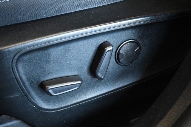 Used 2020 Ford Escape SE AWD/4WD image 21