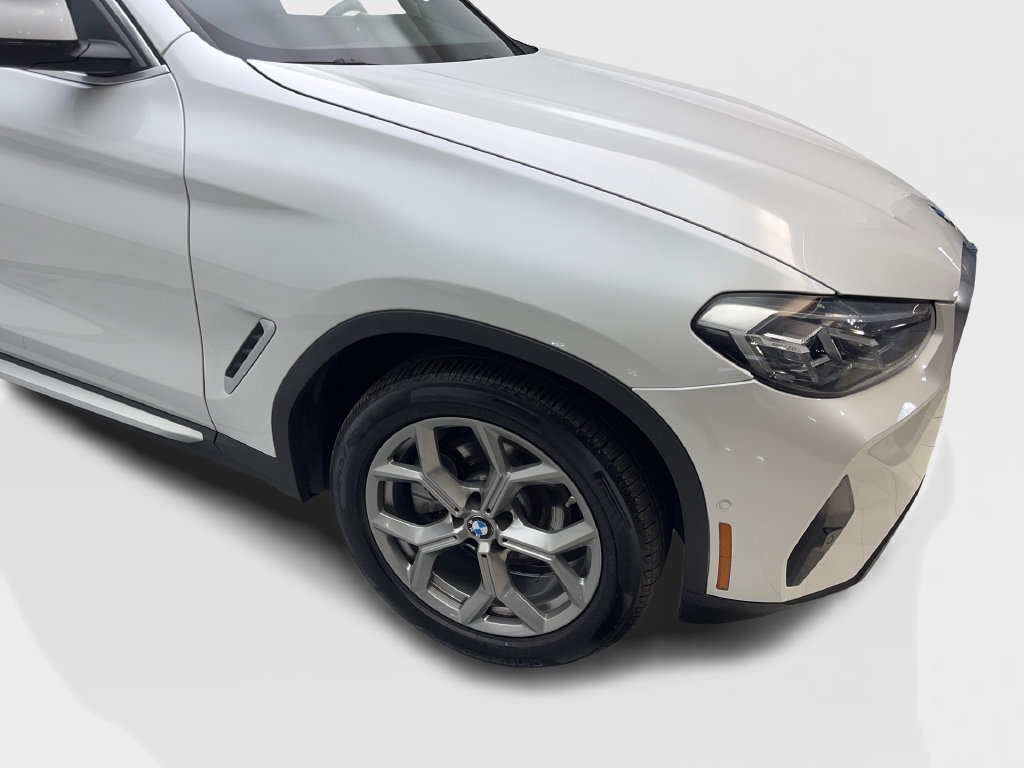Used 2024 BMW X4 xDrive30i AWD/4WD image 21