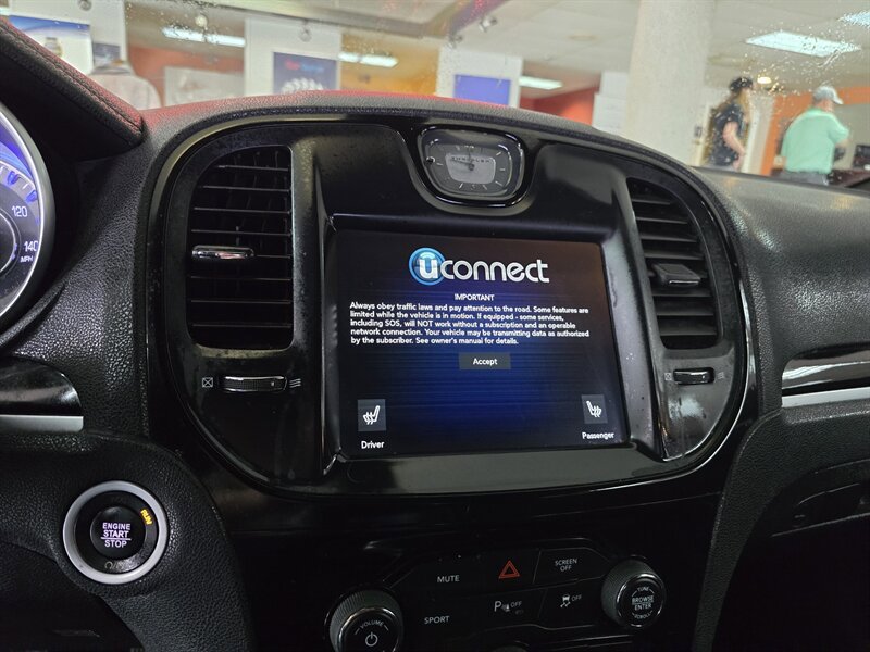 Used 2021 Chrysler 300 S RWD image 21