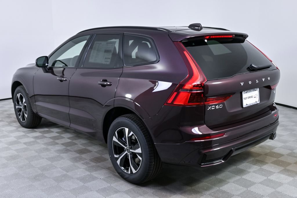 New 2026 Volvo XC60 B5 Core w/ Climate Package image 3