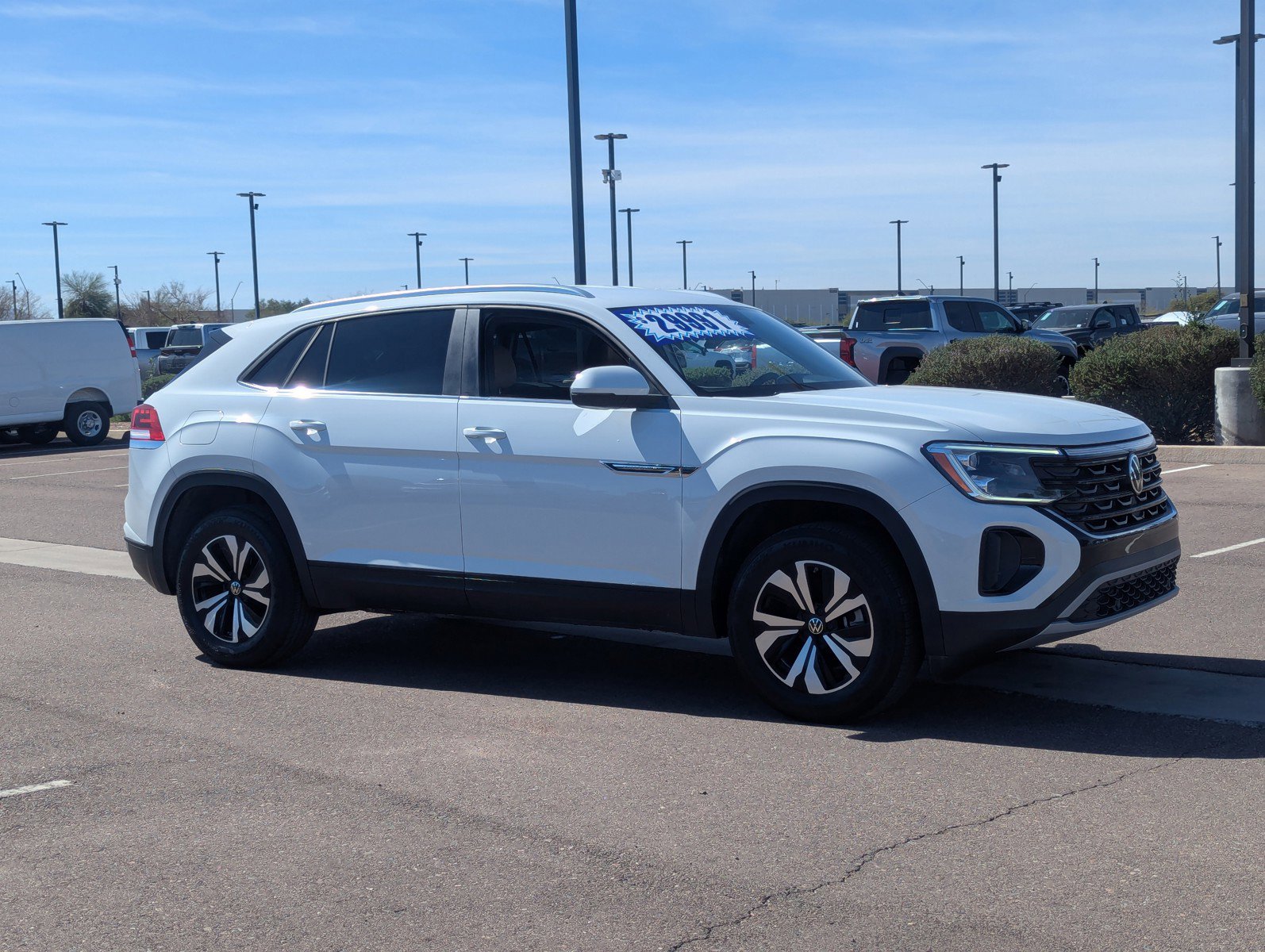 Used 2024 Volkswagen Atlas Cross Sport SE image 7