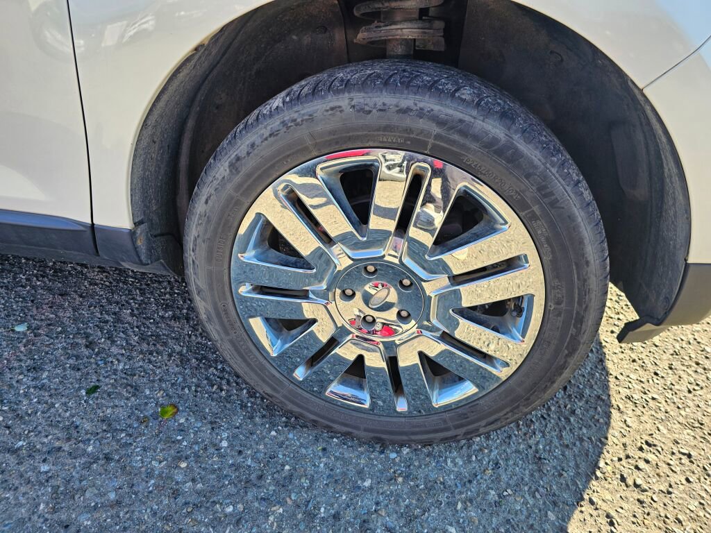 Used 2008 Ford Edge Limited image 9