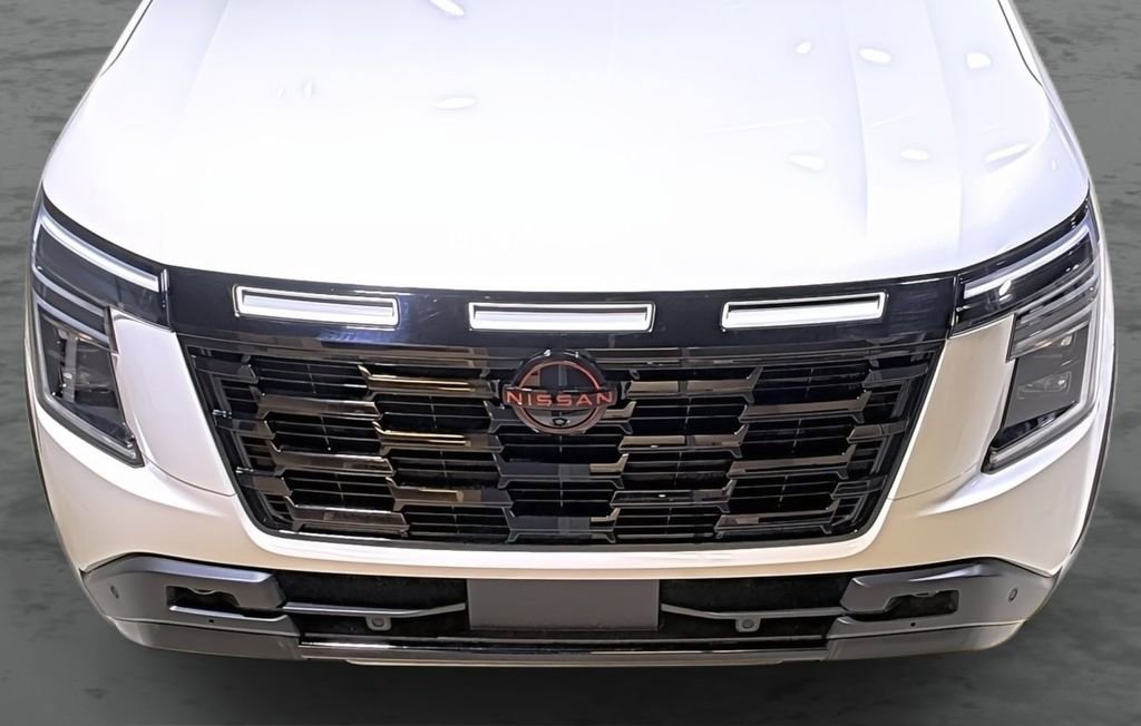Used 2025 Nissan Armada PRO-4X image 16