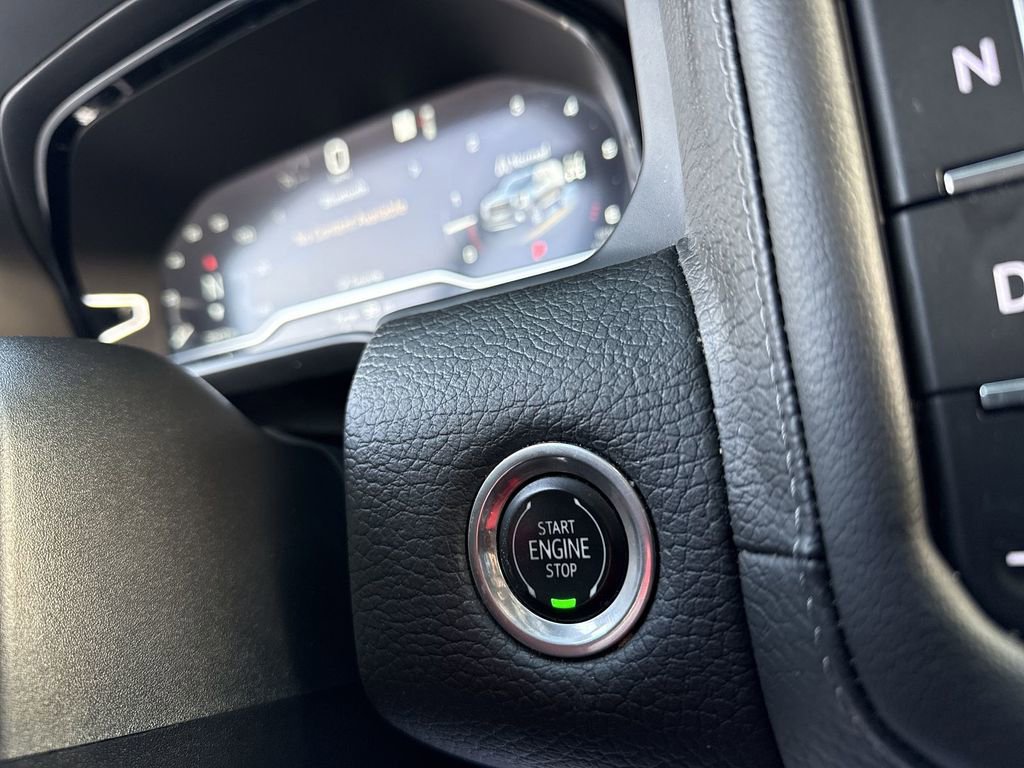 Used 2023 GMC Yukon Denali image 16