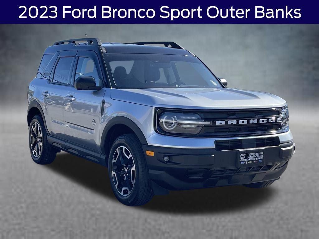 Used 2023 Ford Bronco Sport Outer Banks w/ Tech Package image 1