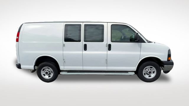 Used 2021 GMC Savana 2500 w/ Driver Convenience Package RWD image 9
