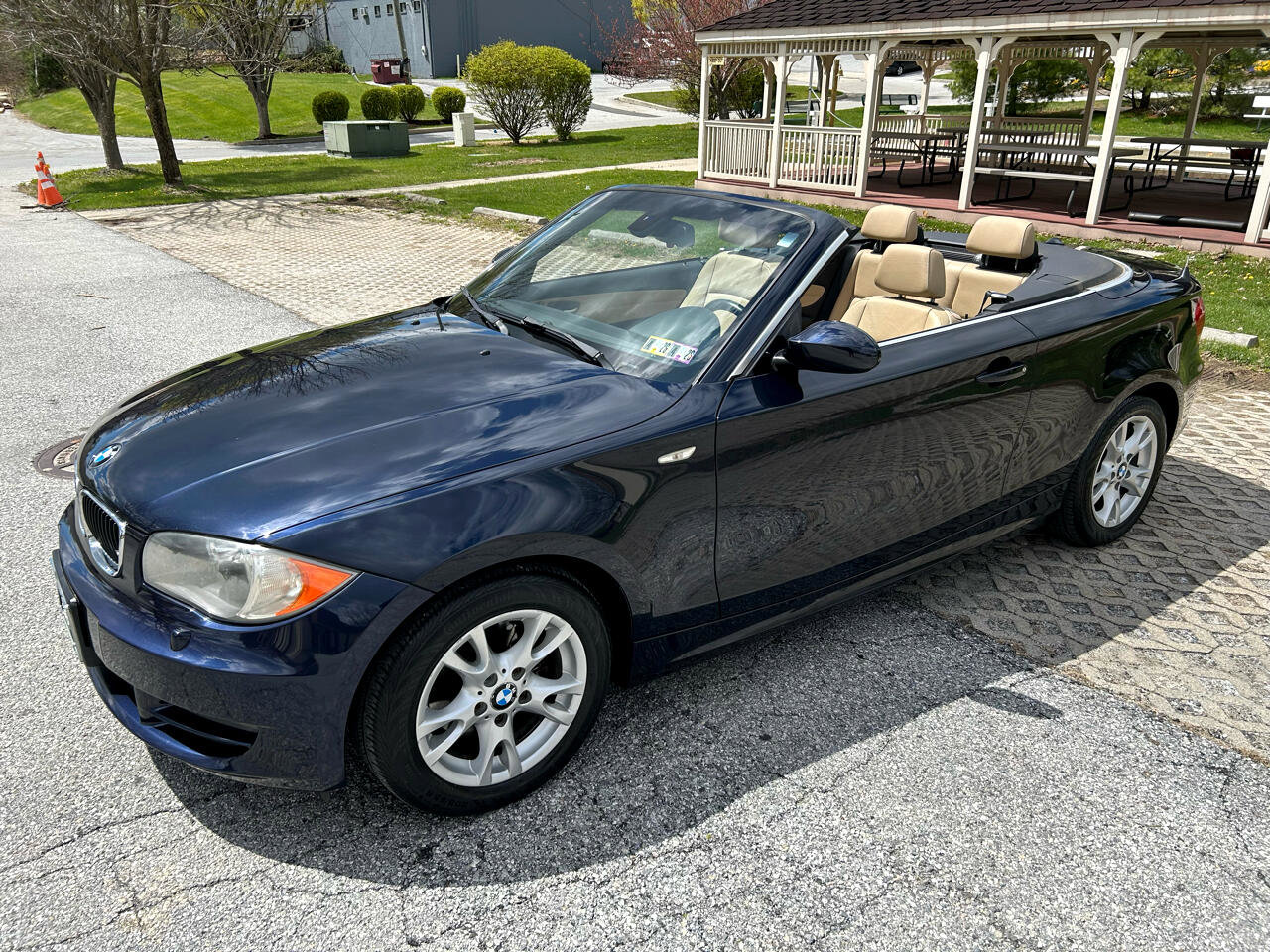Used 2009 BMW 128i Convertible image 9