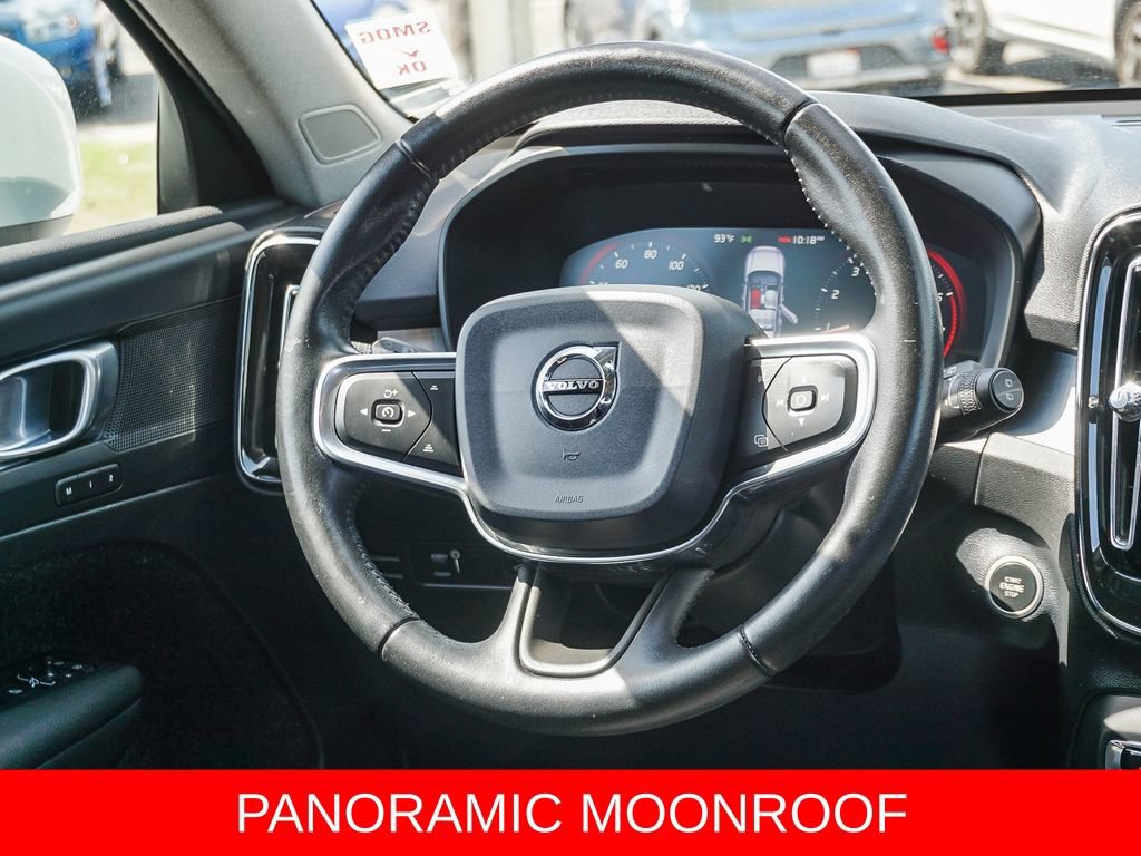 Used 2020 Volvo XC40 T5 Momentum AWD/4WD image 16
