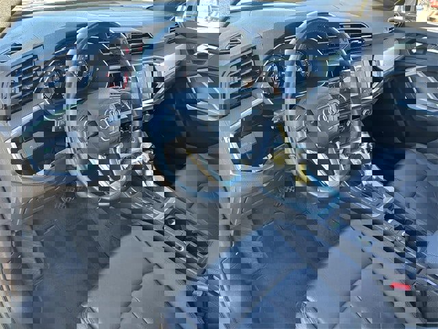 Used 2020 Audi Q3 2.0T Premium w/ Convenience Package image 19