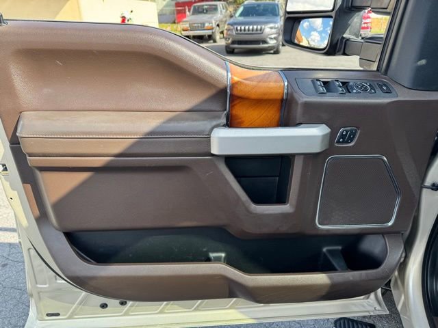 Used 2017 Ford F250 King Ranch w/ King Ranch Ultimate Package AWD/4WD image 11