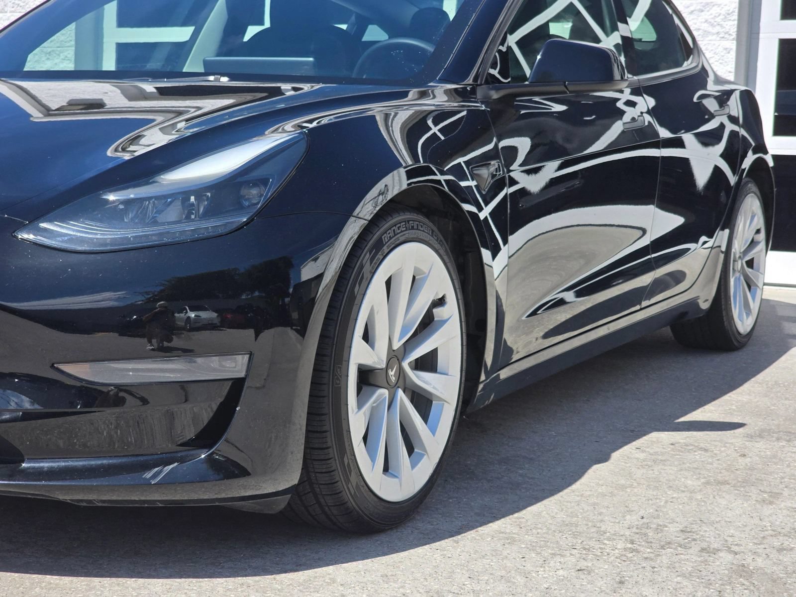 Used 2023 Tesla Model 3 Standard Range RWD image 40
