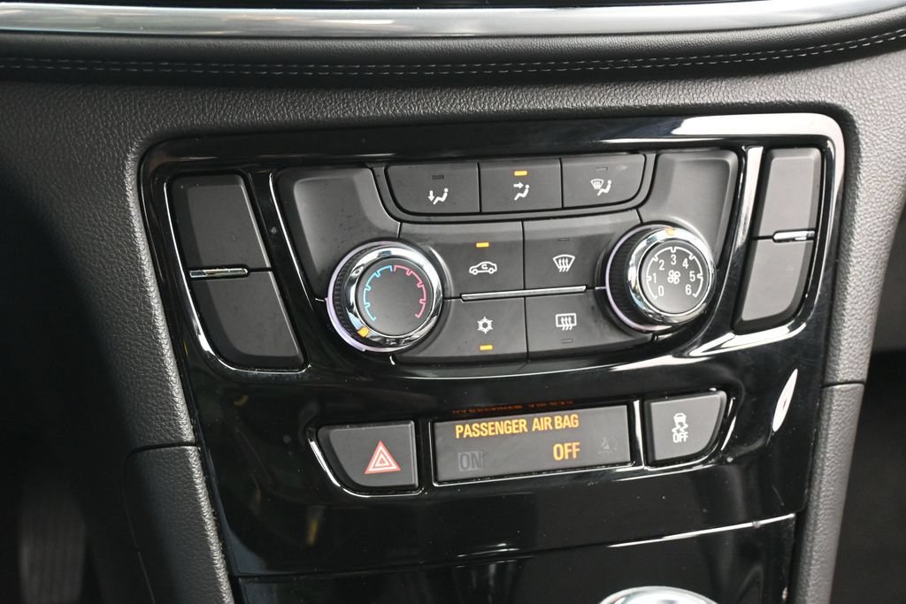 Used 2019 Buick Encore Preferred w/ Safety Package FWD image 20