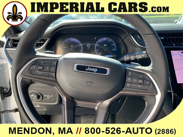 New 2025 Jeep Grand Cherokee Limited w/ Luxury Tech Group II image 28
