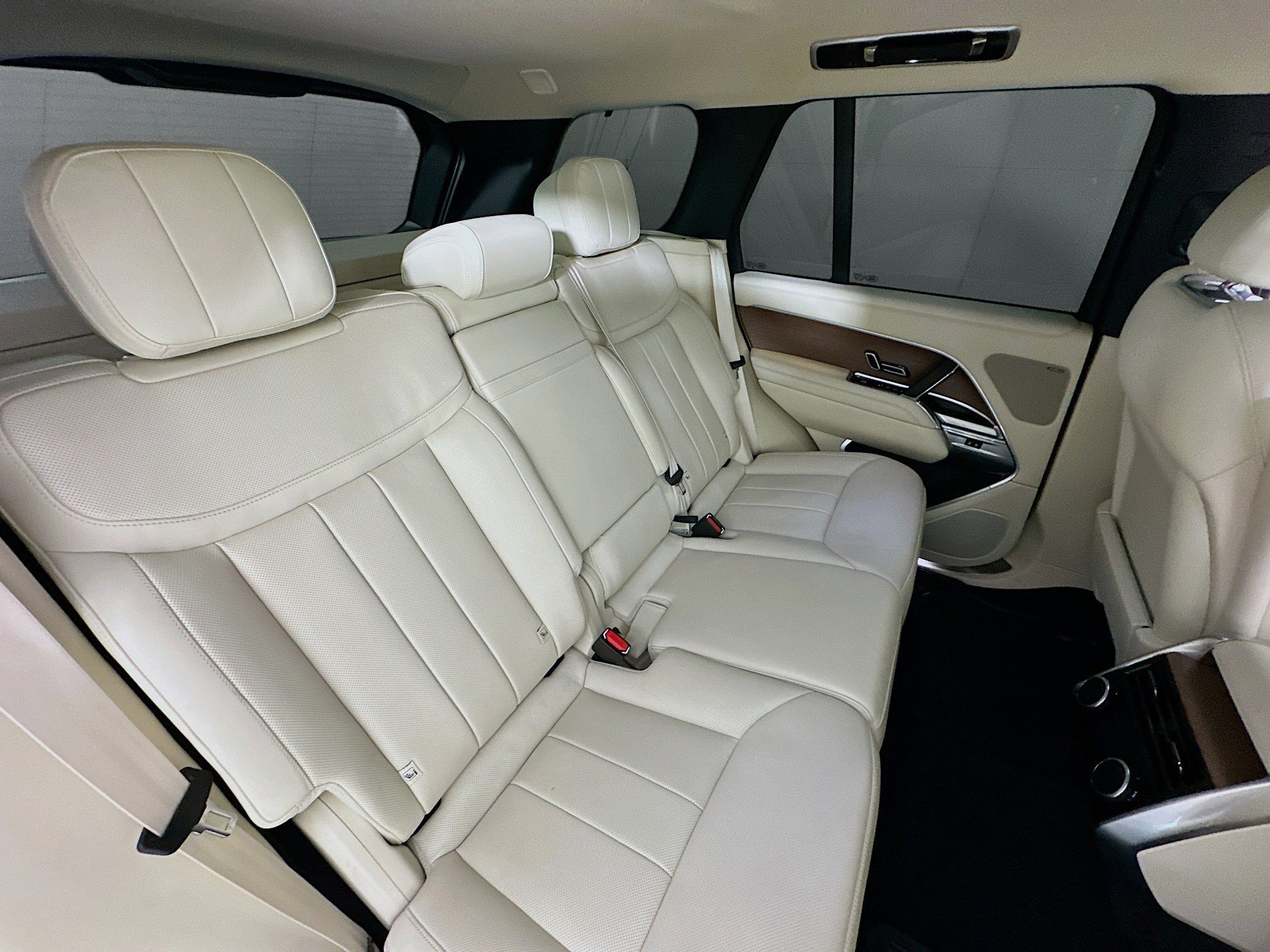 Used 2023 Land Rover Range Rover SE AWD/4WD image 27