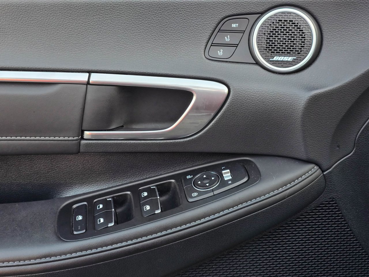 Used 2023 Hyundai Sonata Limited image 9