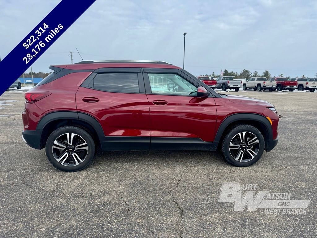 Used 2024 Chevrolet TrailBlazer LT w/ LT Cold Weather Package image 7