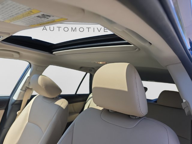 Used 2018 Subaru Outback 2.5i Limited AWD/4WD image 12
