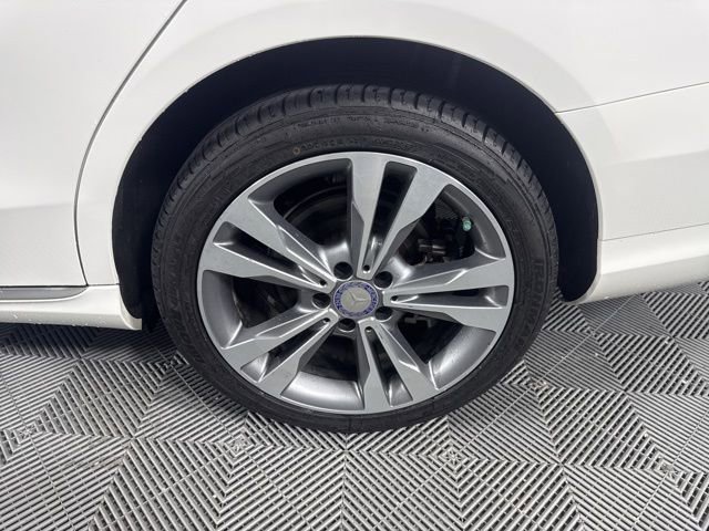 Used 2017 Mercedes-Benz C 300 4MATIC Sedan image 11