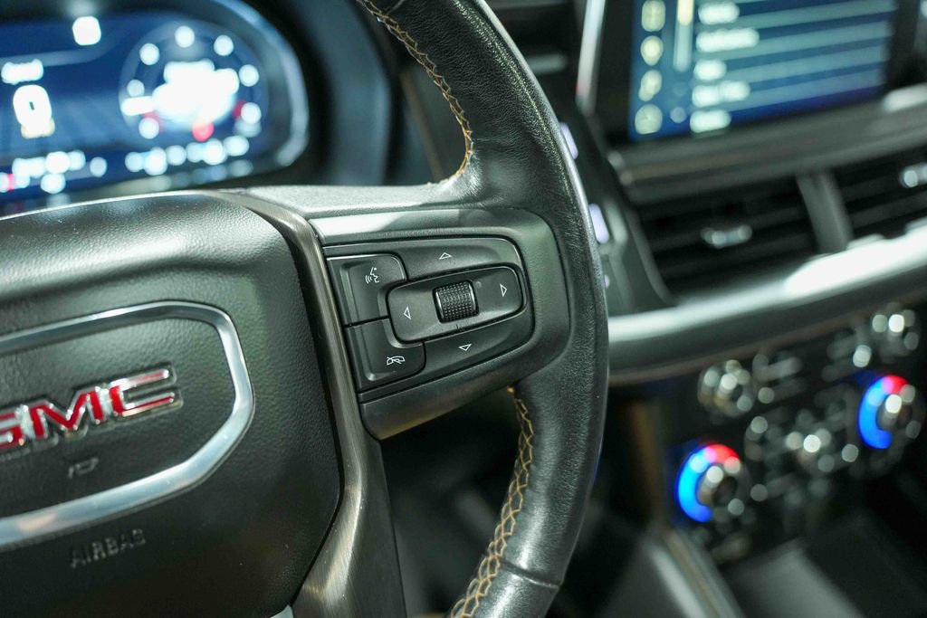 Used 2022 GMC Yukon AT4 image 33