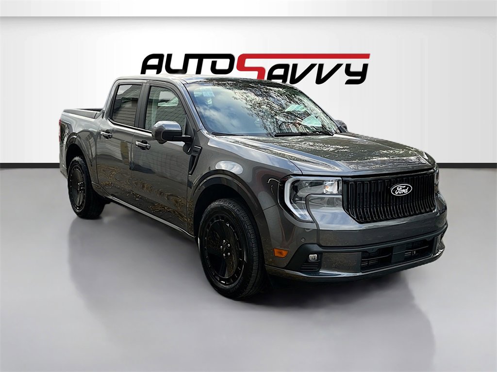 Used 2025 Ford Maverick Lobo image 1