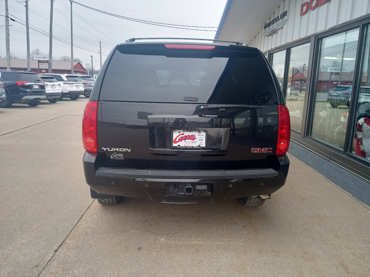 Used 2013 GMC Yukon SLE w/ Convenience Package image 2