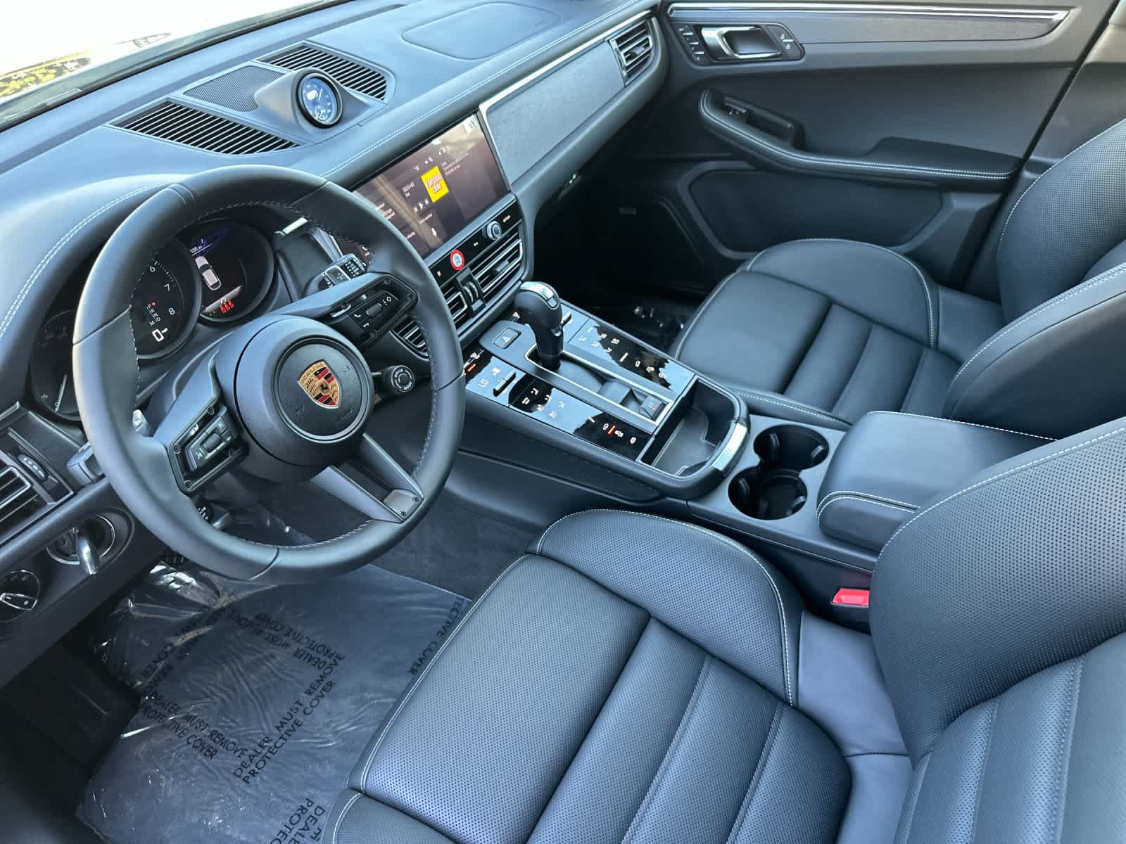 New 2026 Porsche Macan GTS AWD/4WD image 4