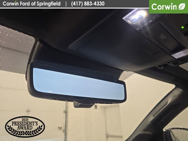 Used 2025 Toyota Tacoma Limited image 26