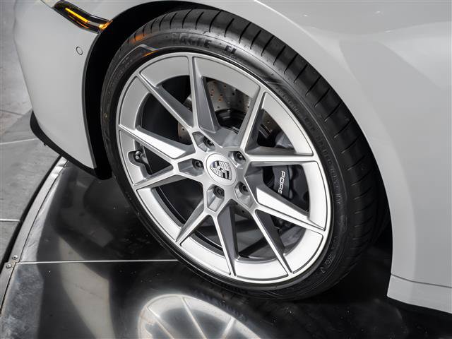 Certified 2026 Porsche 911 Carrera RWD image 15