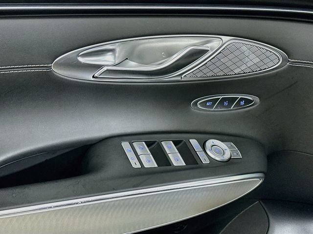 Used 2024 Genesis GV70 2.5T w/ Select Package AWD/4WD image 10