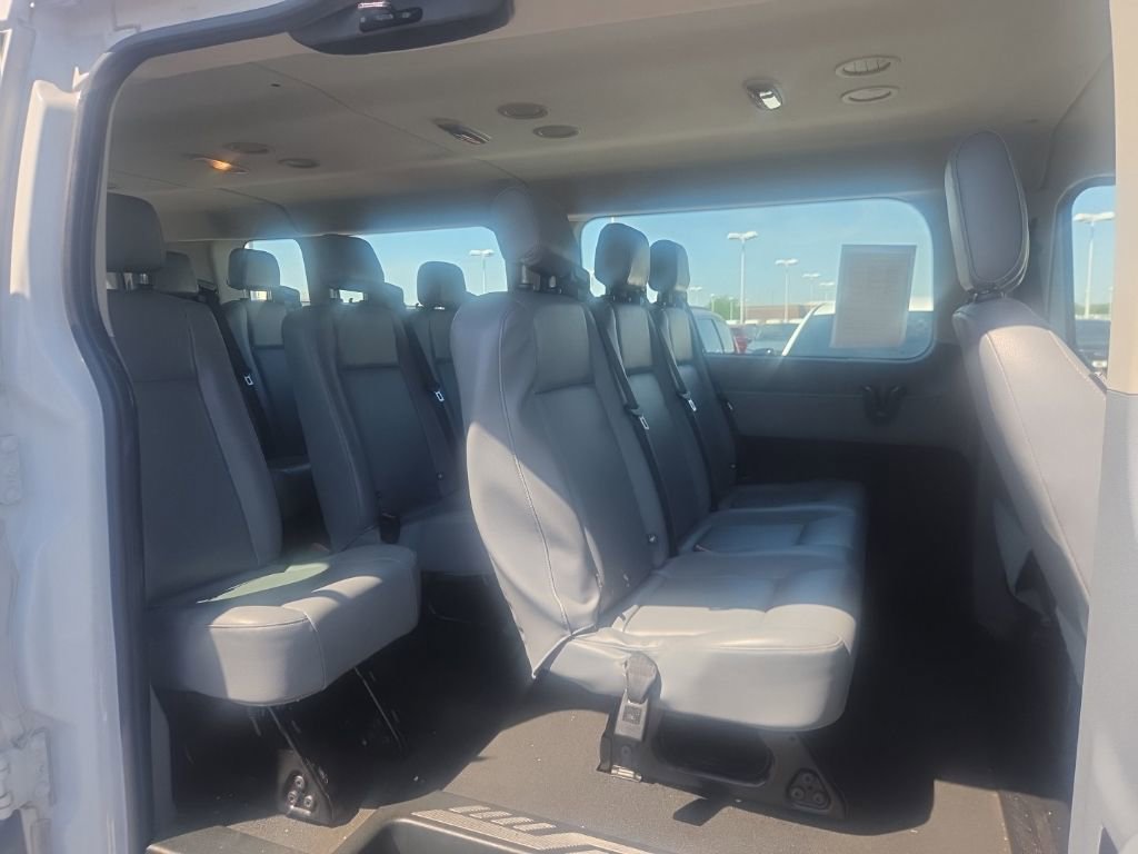 Used 2015 Ford Transit 350 XL RWD image 8