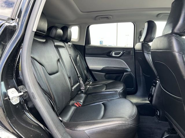 Used 2022 Jeep Compass Latitude w/ Sun and Sound Group AWD/4WD image 18
