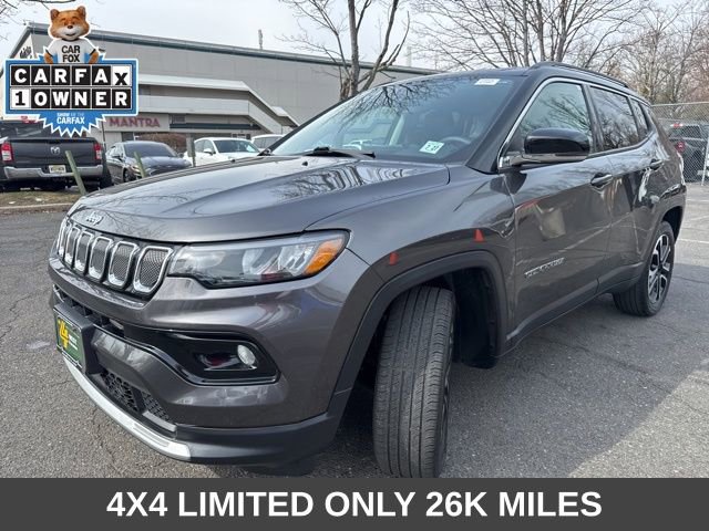 Used 2022 Jeep Compass Limited image 3