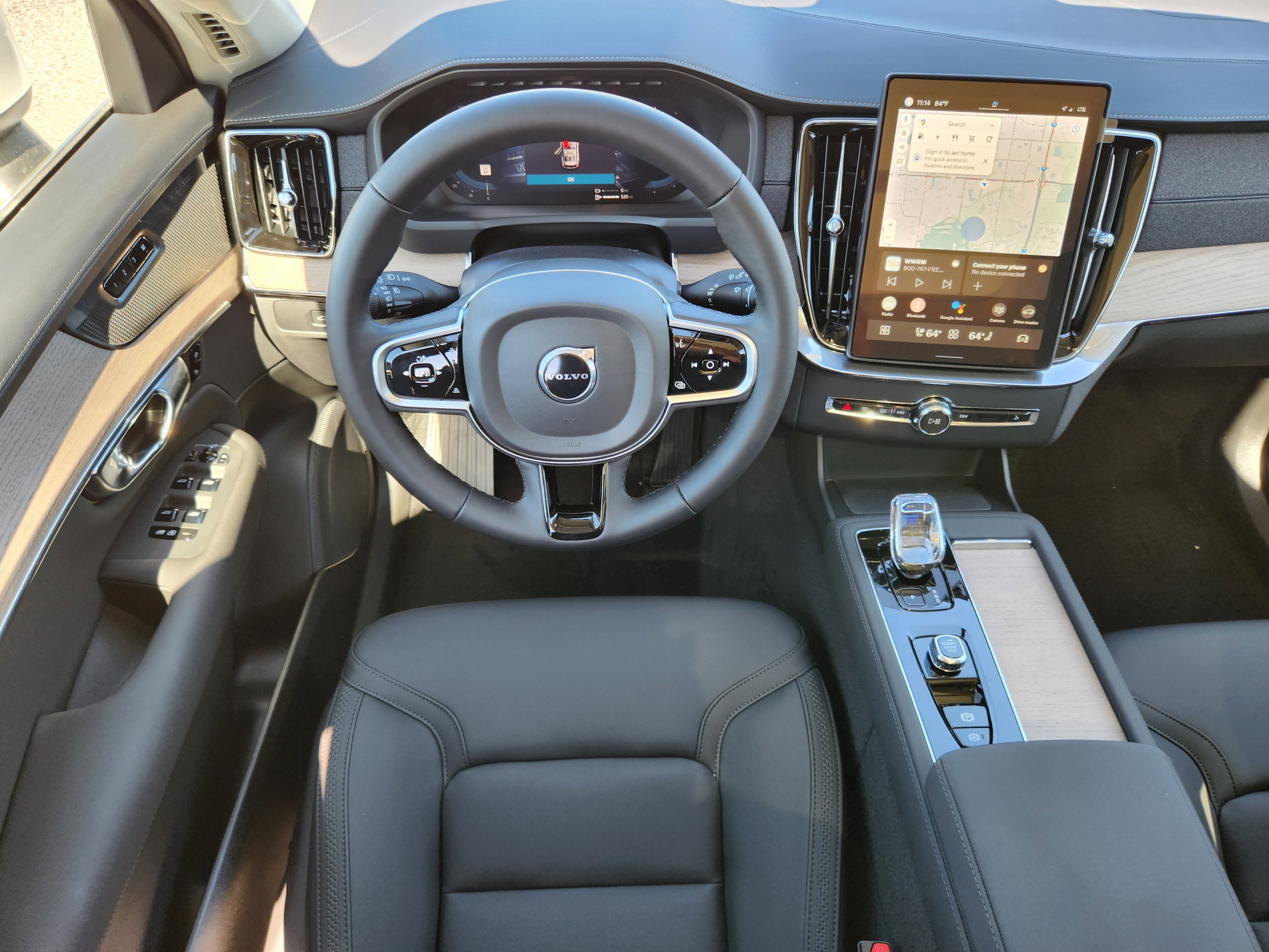 New 2025 Volvo XC90 T8 Plus w/ Protection Package image 15