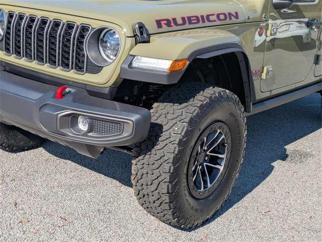 New 2026 Jeep Wrangler Unlimited Rubicon w/ Xtreme 35 Tire Package image 9