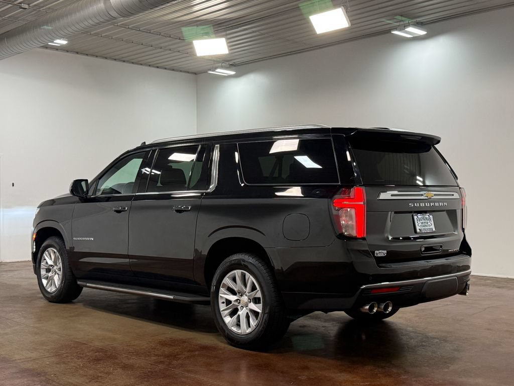 Used 2024 Chevrolet Suburban Premier AWD/4WD image 26