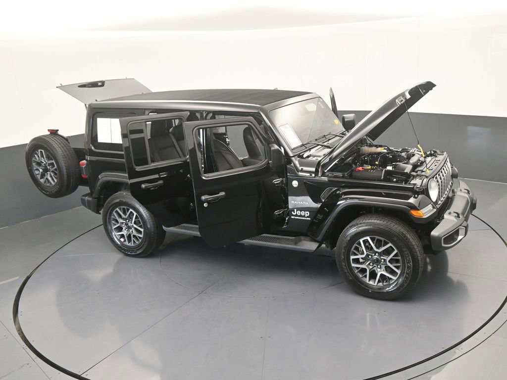 Used 2024 Jeep Wrangler Sahara image 65