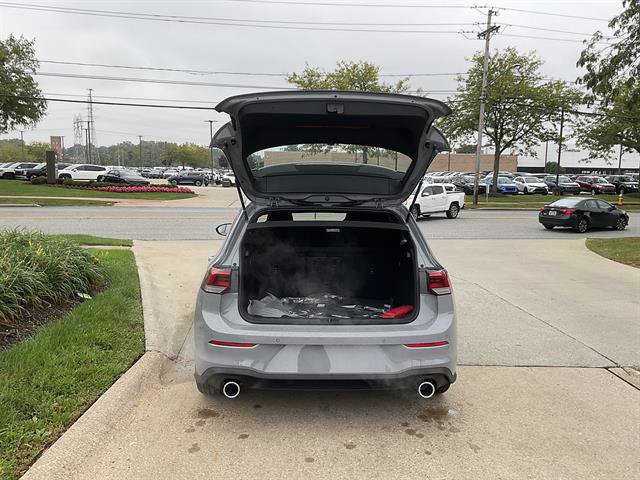 New 2026 Volkswagen GTI SE FWD image 5
