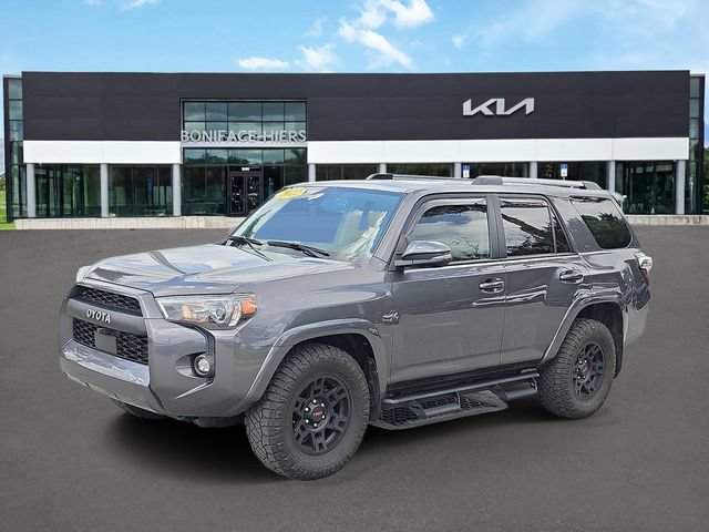 Used 2022 Toyota 4Runner SR5 Premium w/ Moonroof Package RWD image 2