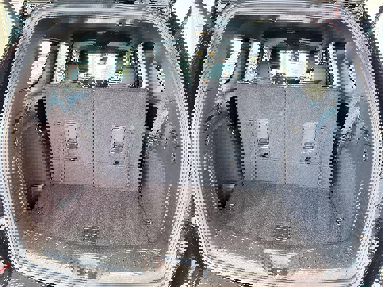 Used 2022 Dodge Durango GT image 9