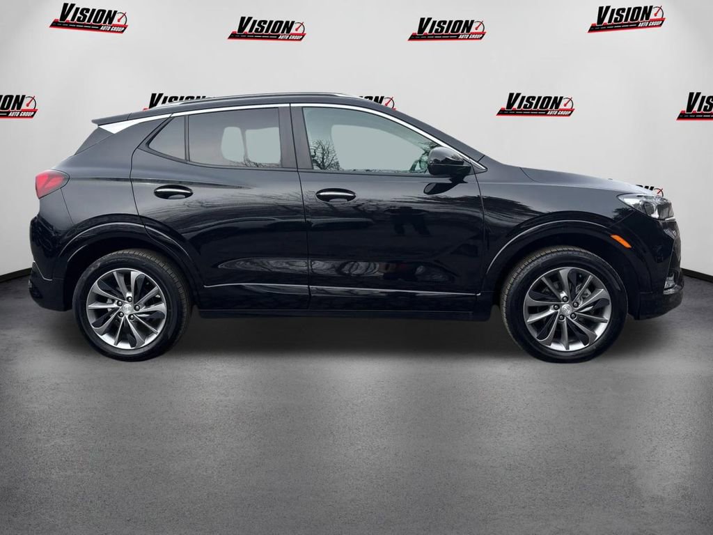 Used 2023 Buick Encore GX Select w/ Sport Touring Package image 4
