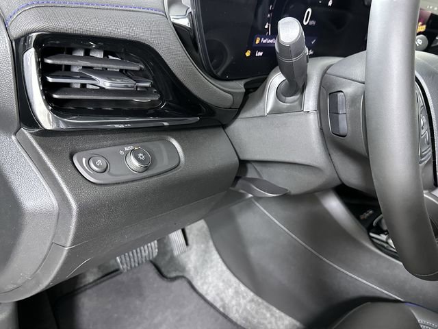 New 2026 Buick Envista Sport Touring FWD image 18