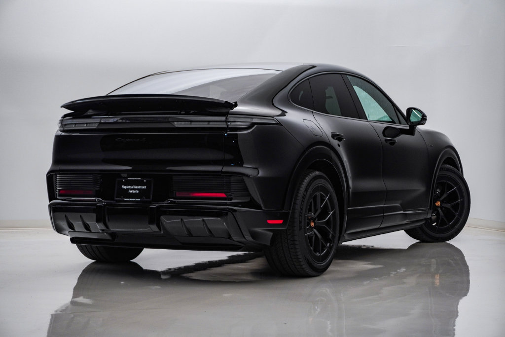 New 2026 Porsche Cayenne S AWD/4WD image 11