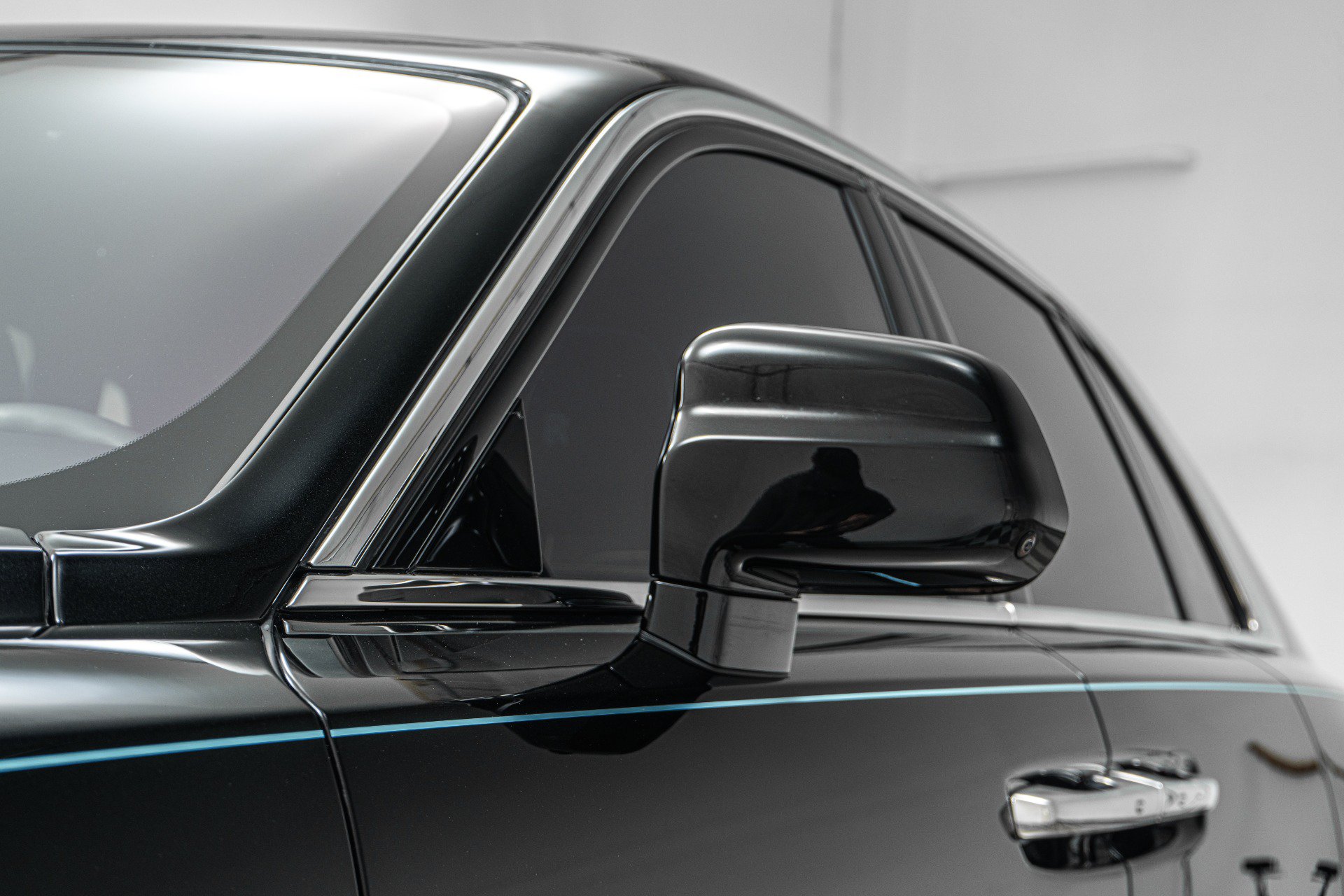 Used 2022 Rolls-Royce Ghost w/ Ghost Package AWD/4WD image 38
