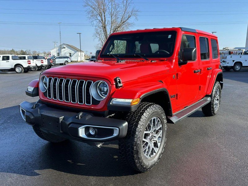 Used 2025 Jeep Wrangler Unlimited Sahara image 5