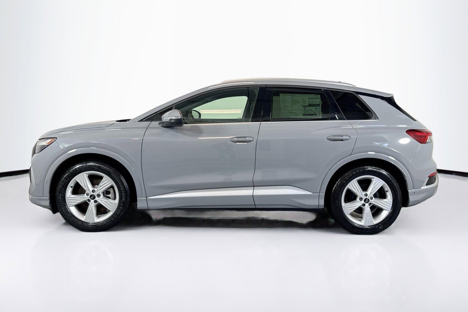 New 2026 Audi Q4 e-tron Premium Plus image 8