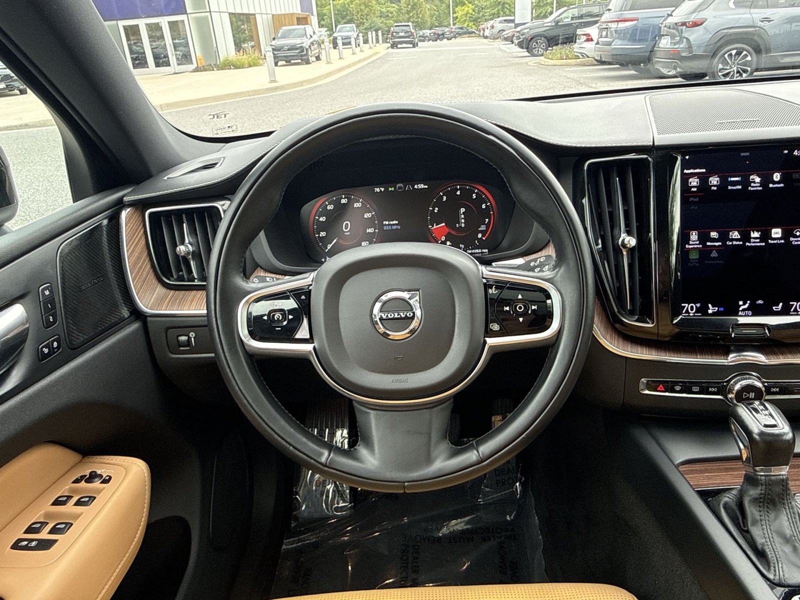Used 2021 Volvo XC60 T5 Inscription w/ Protection Package Premier AWD/4WD image 16